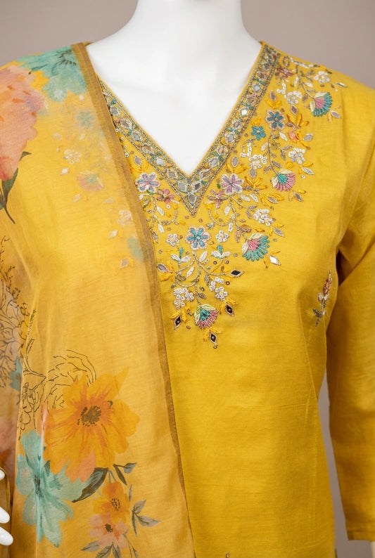 Floral Embroidered Chanderi Silk Kurta Set with Mirror Work